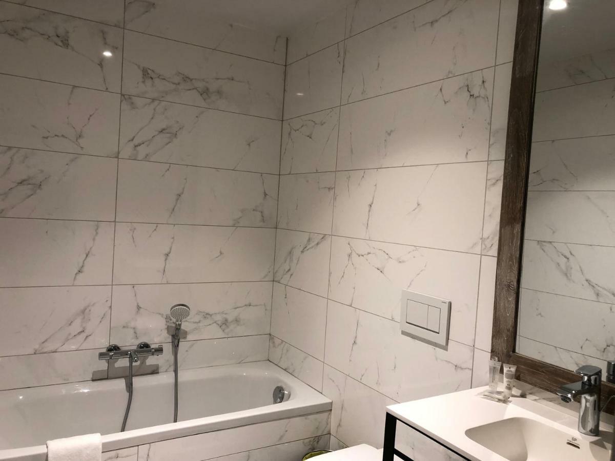 Acropolis - Luxury Appartments I Hotelservice And Parking 미들케르케 외부 사진
